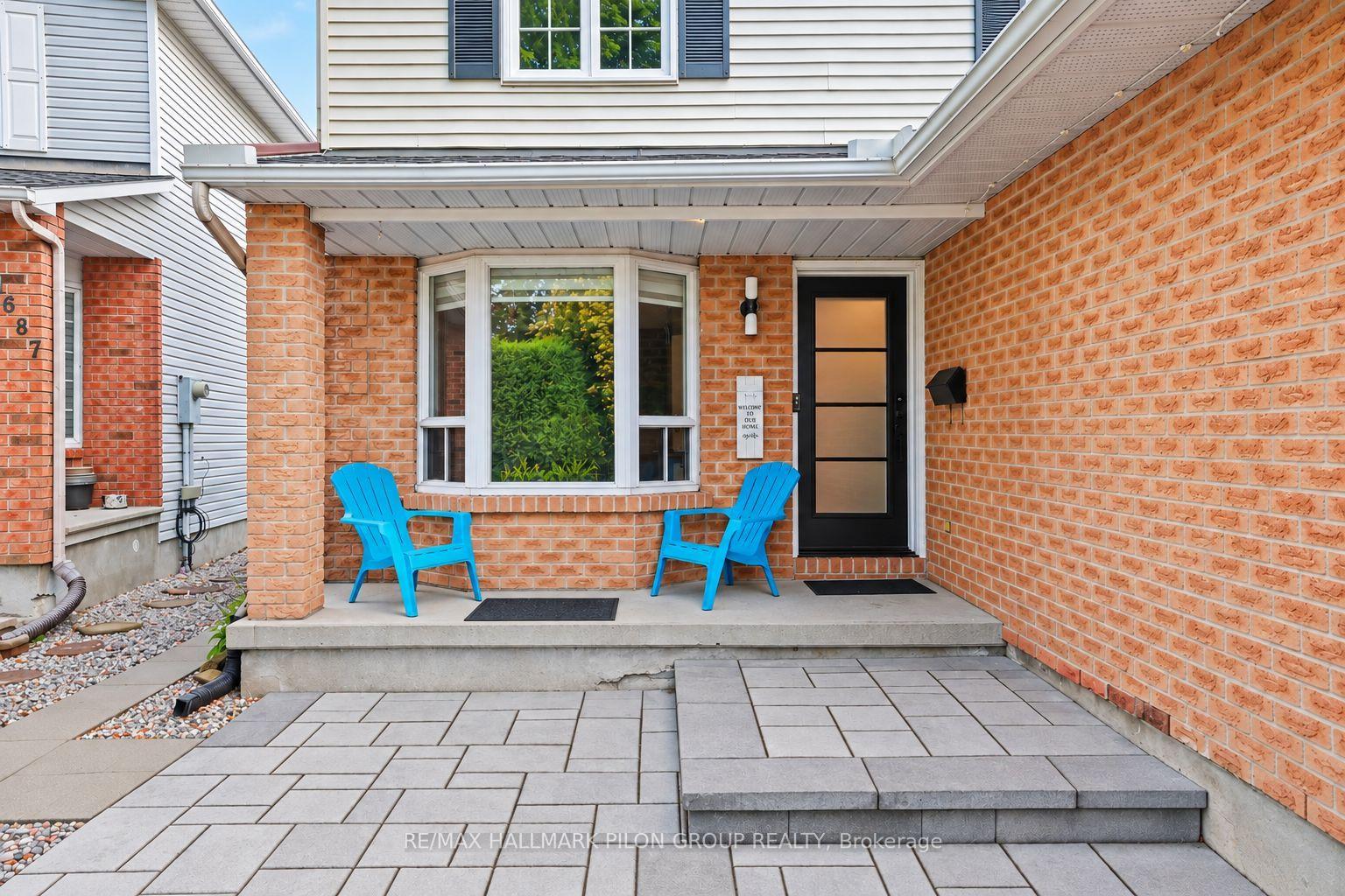 Photo 3 of 1689 Champneuf Drive, Ottawa, Chateauneuf — HOMEH