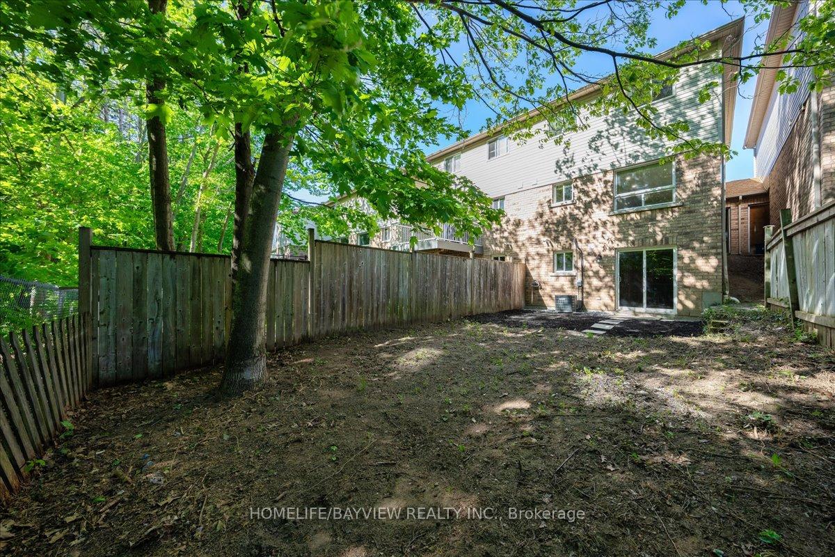 Photo 25 of 52 Hawthorne Crescent, Barrie, Ardagh — HOMEH