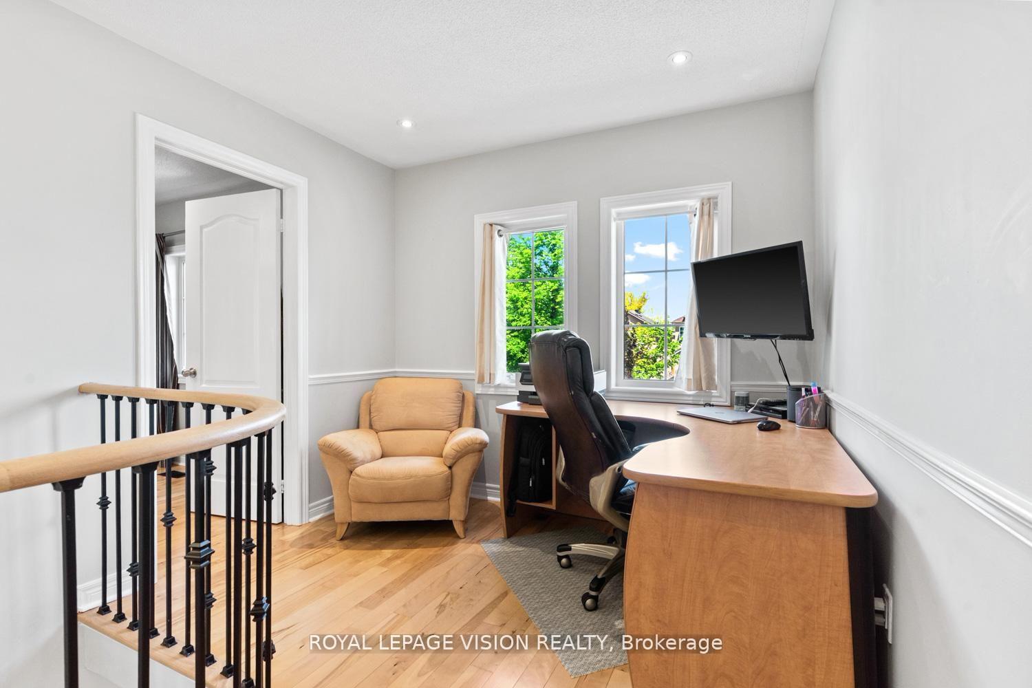 Photo 24 of 91 Princeton Gate, Vaughan, Maple — HOMEH