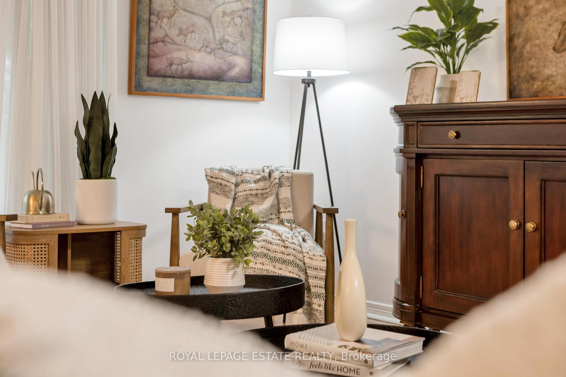 Photo 8 of Unit 210, 360 Bloor Street E, Toronto, Rosedale-Moore Park — HOMEH
