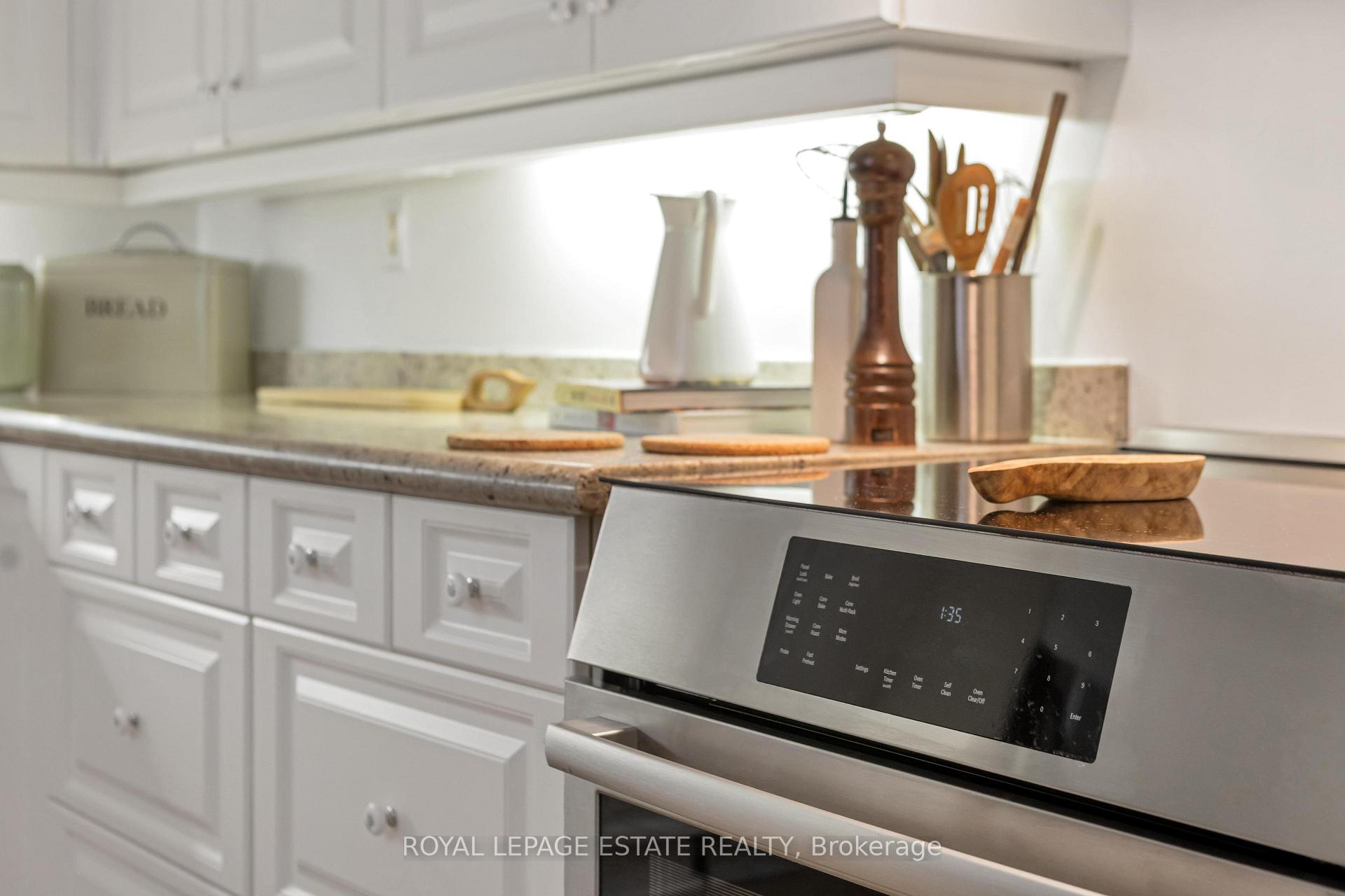 Photo 12 of Unit 210, 360 Bloor Street E, Toronto, Rosedale-Moore Park — HOMEH