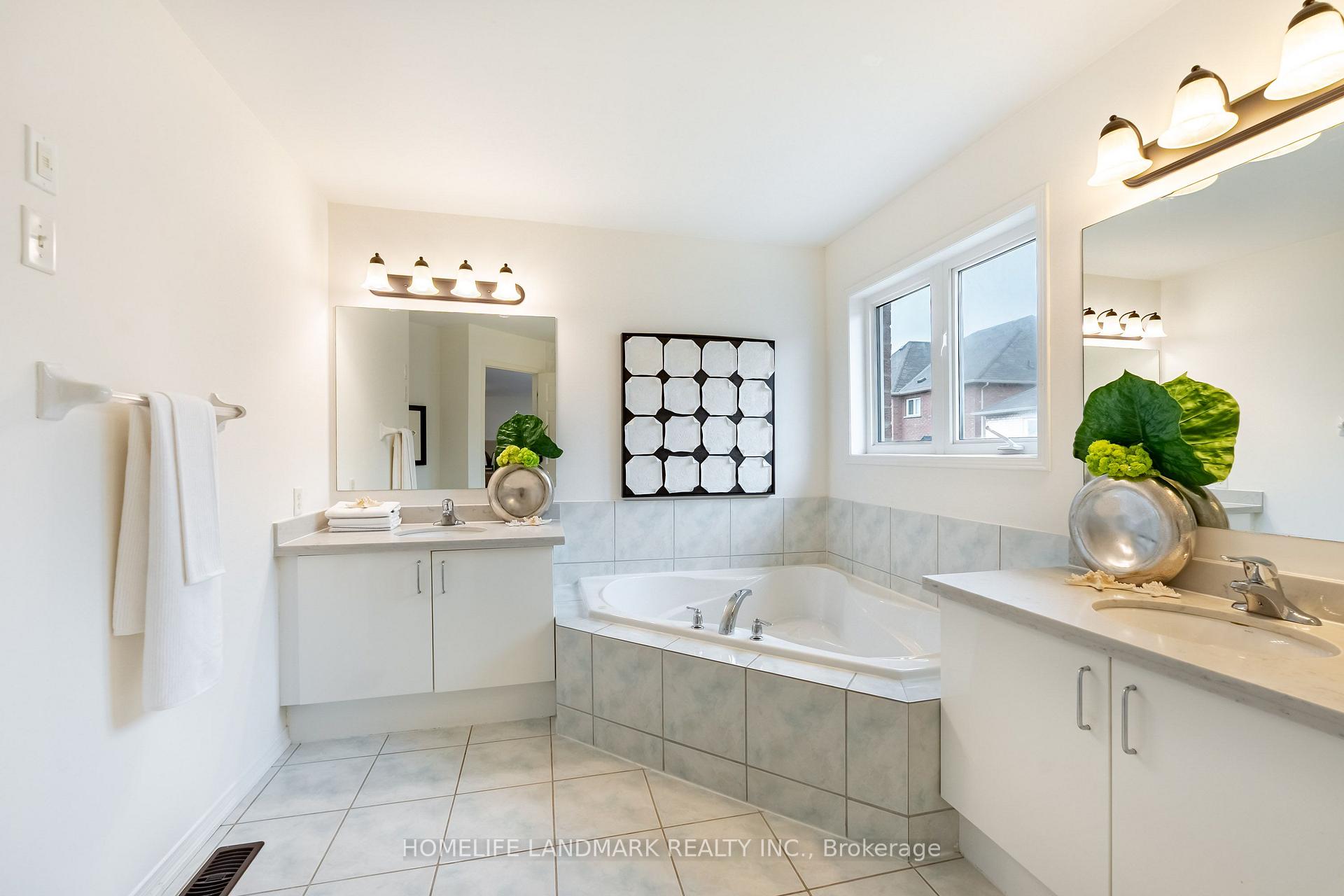 Photo 19 of 310 Tower Hill Road, Richmond Hill, Jefferson — HOMEH