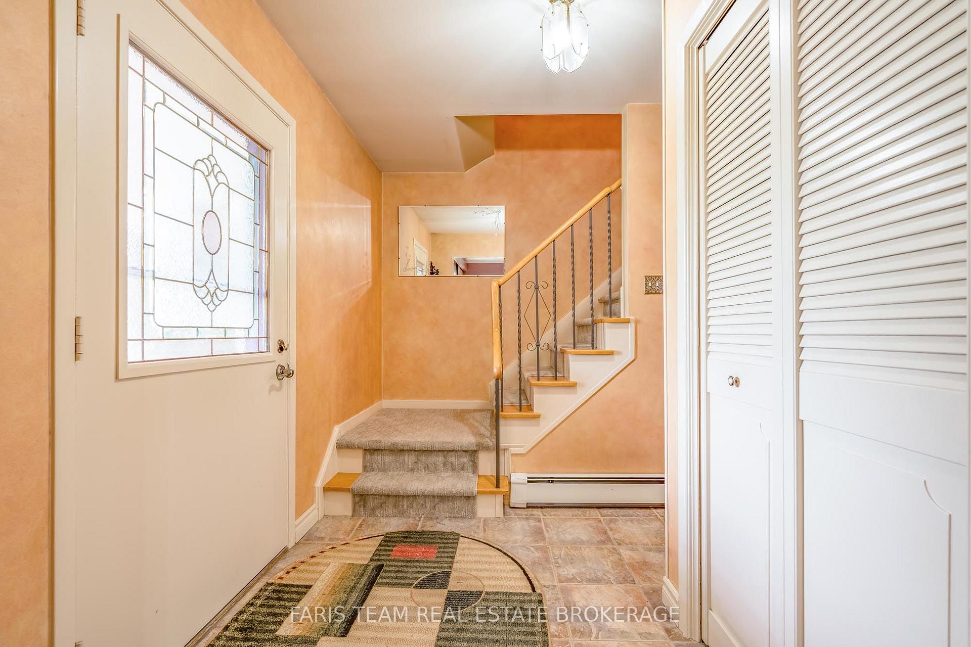Photo 13 of 51 Davies Crescent, Barrie, Grove East — HOMEH