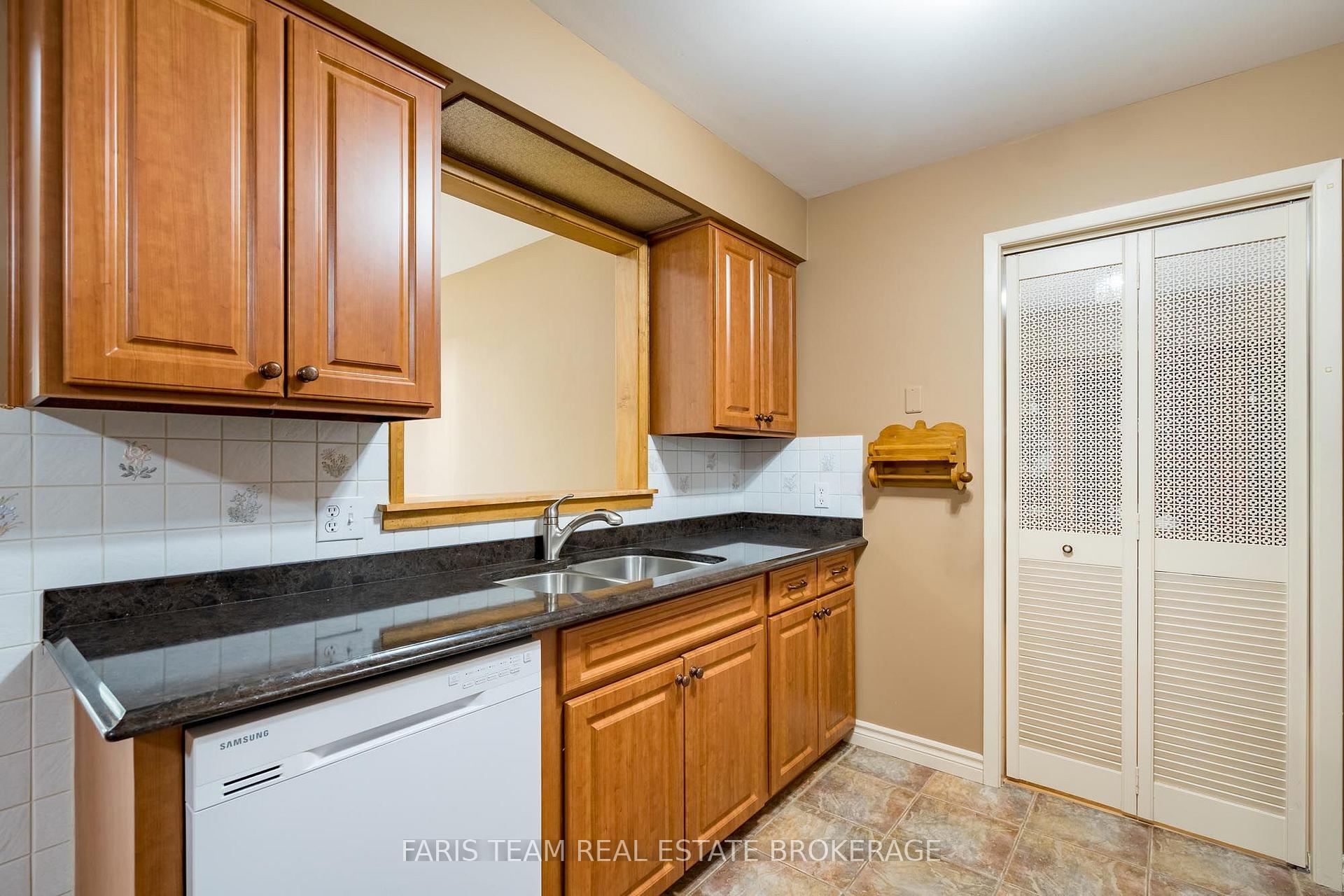 Photo 22 of 51 Davies Crescent, Barrie, Grove East — HOMEH
