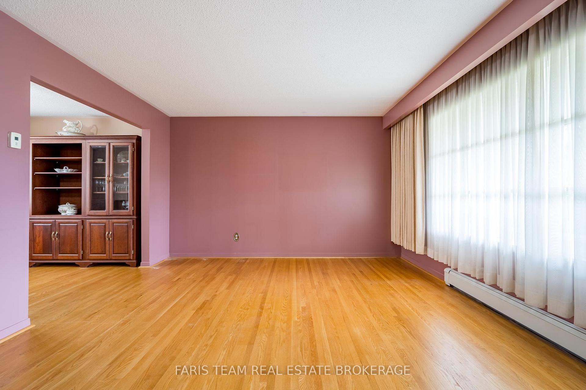 Photo 43 of 51 Davies Crescent, Barrie, Grove East — HOMEH
