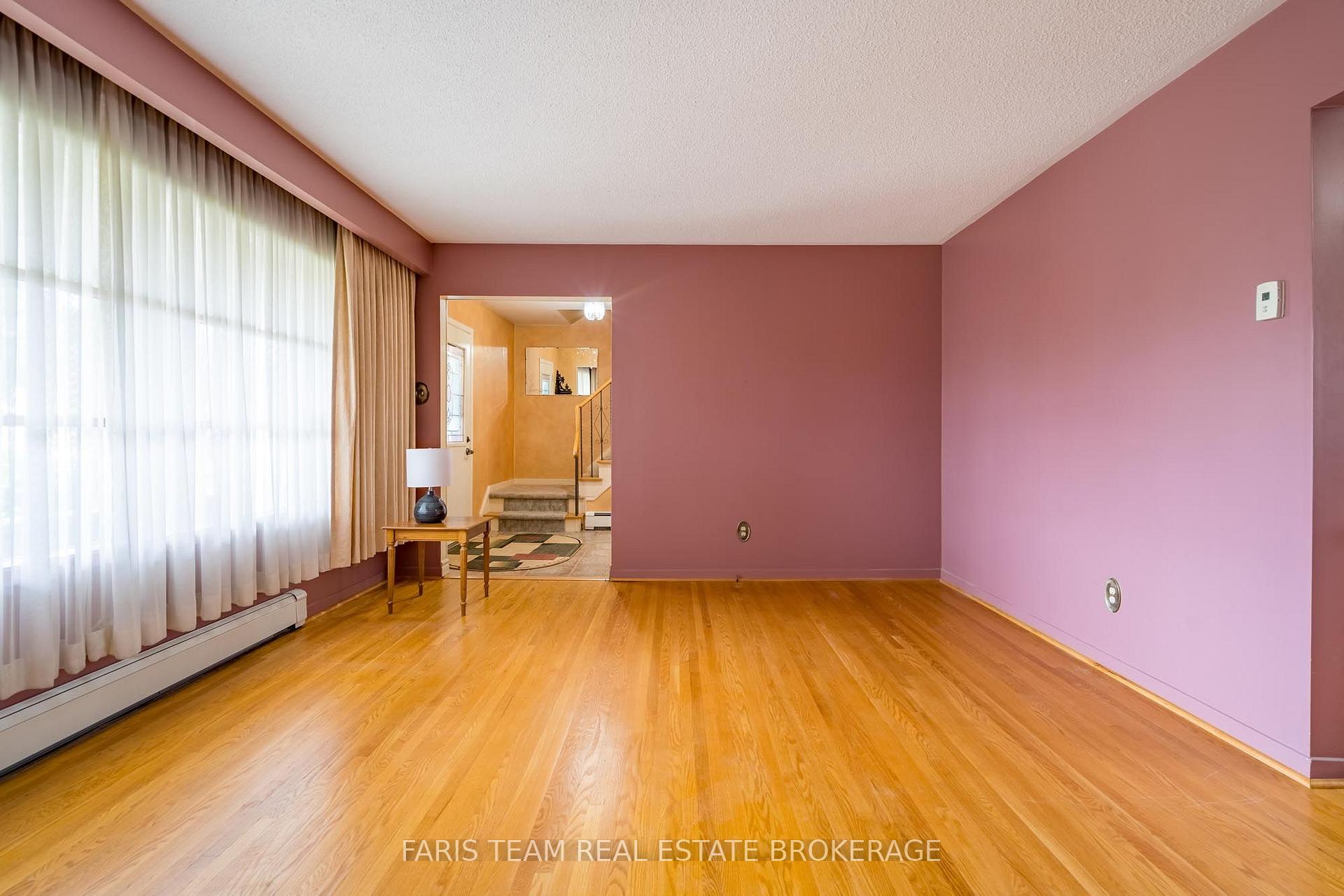 Photo 46 of 51 Davies Crescent, Barrie, Grove East — HOMEH
