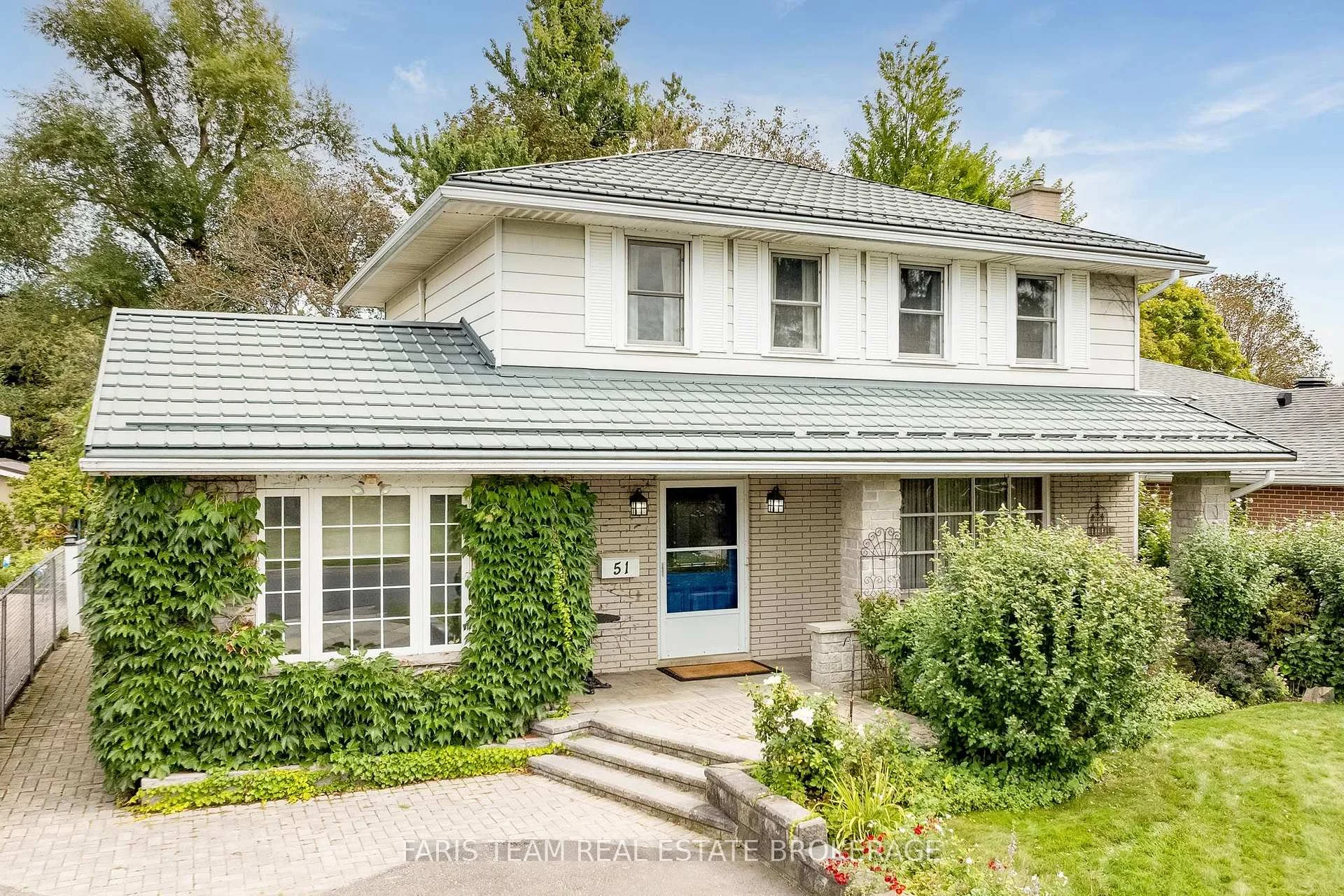 Photo 6 of 51 Davies Crescent, Barrie, Grove East — HOMEH