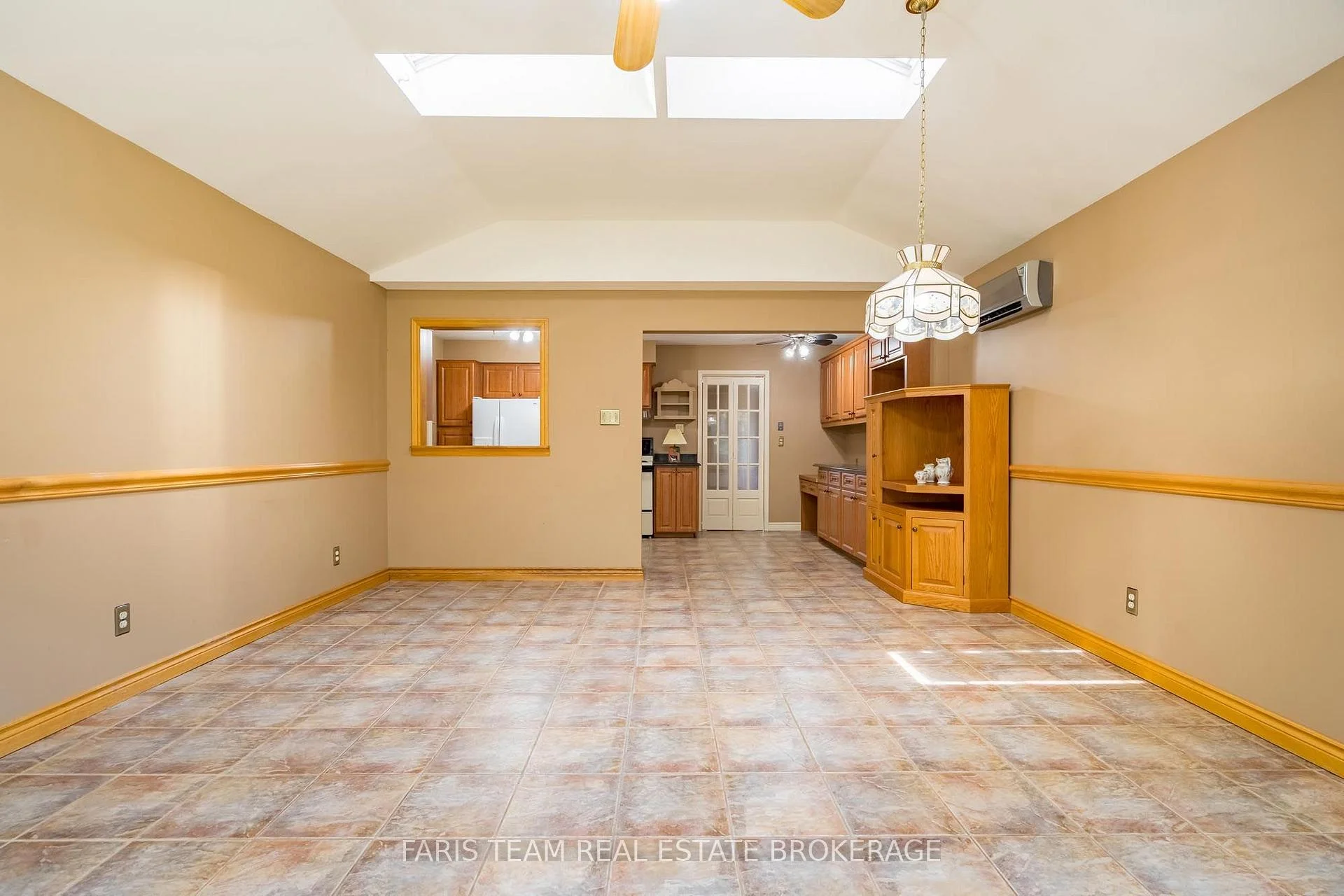 Photo 56 of 51 Davies Crescent, Barrie, Grove East — HOMEH