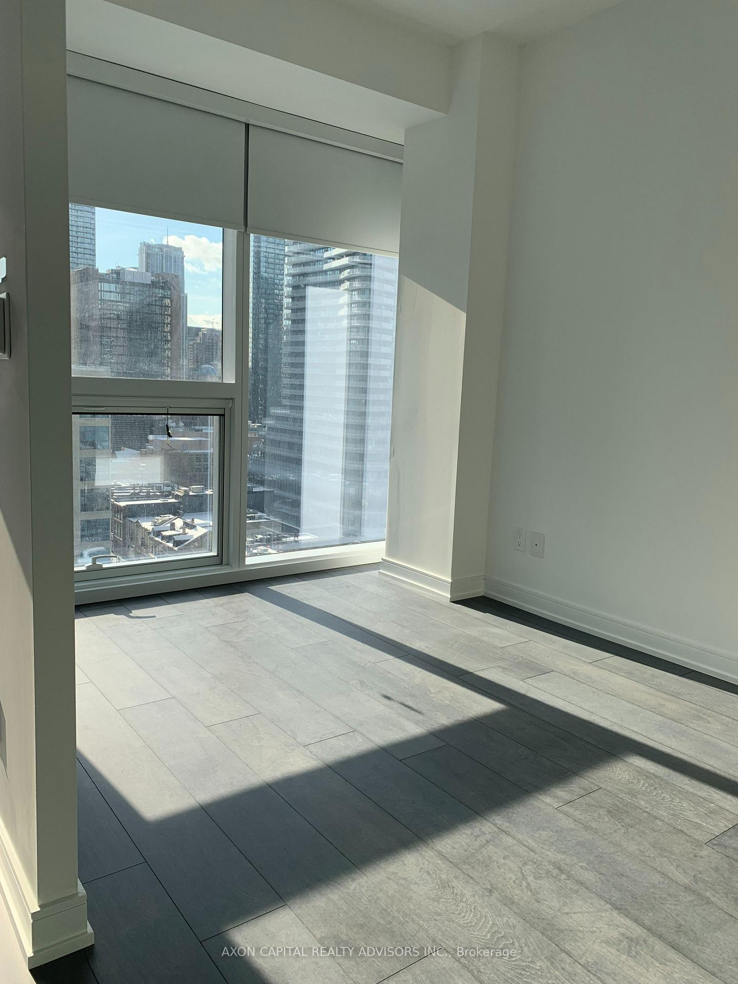 Photo 3 of Unit 1208, 3 Gloucester Street, Toronto, Church-Yonge Corridor — HOMEH