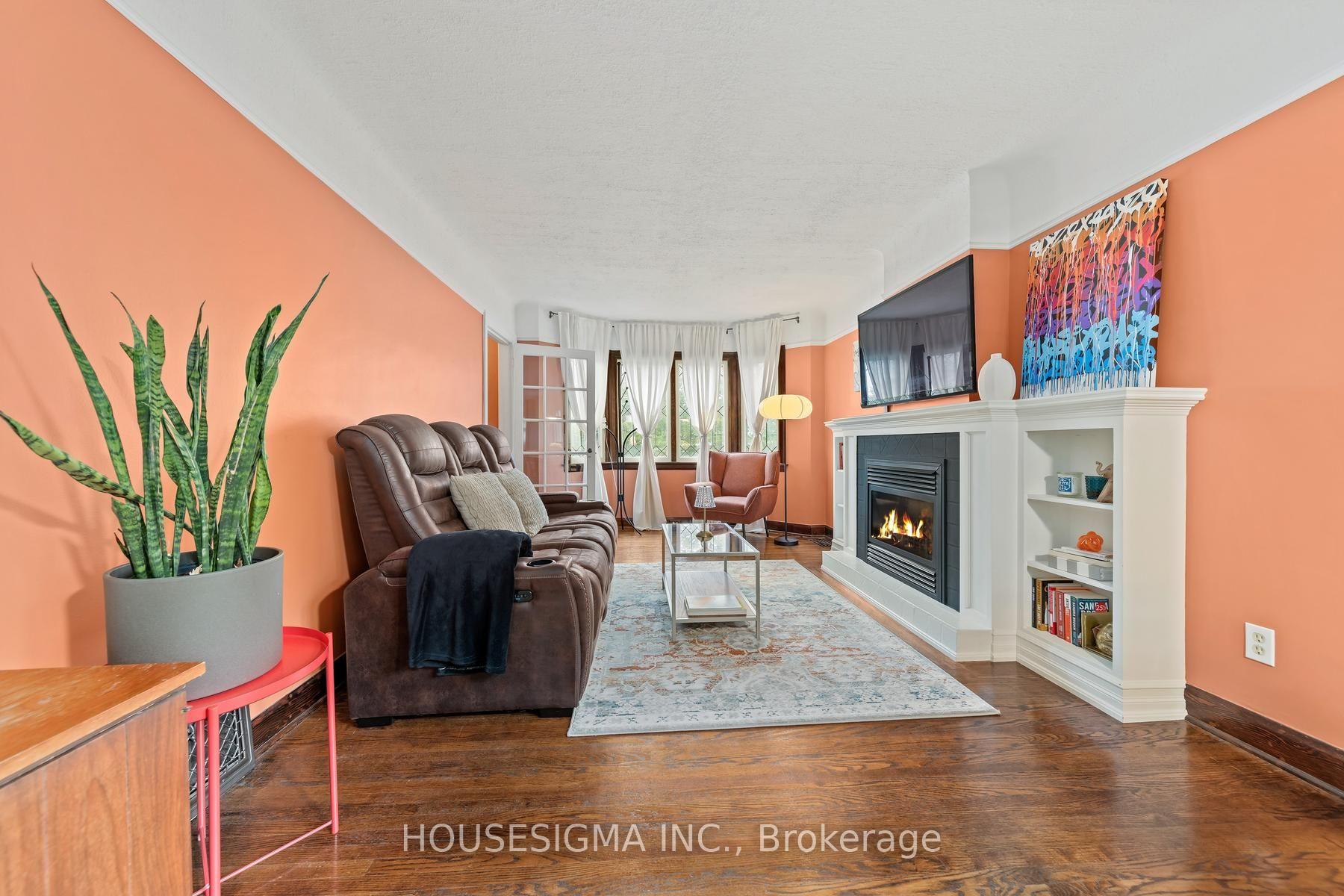 Photo 12 of 22 Arkledun Avenue, Hamilton, Corktown — HOMEH