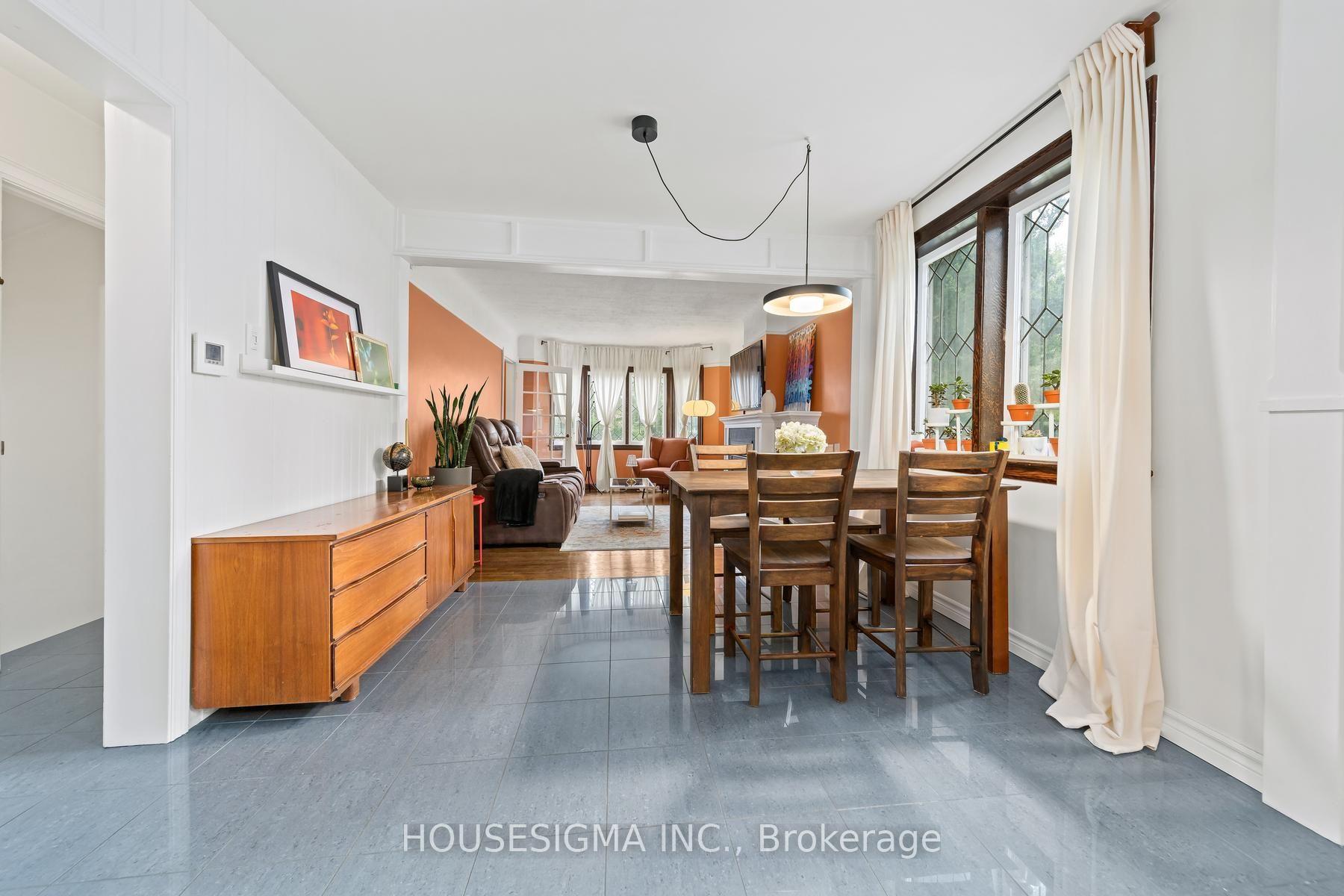 Photo 16 of 22 Arkledun Avenue, Hamilton, Corktown — HOMEH