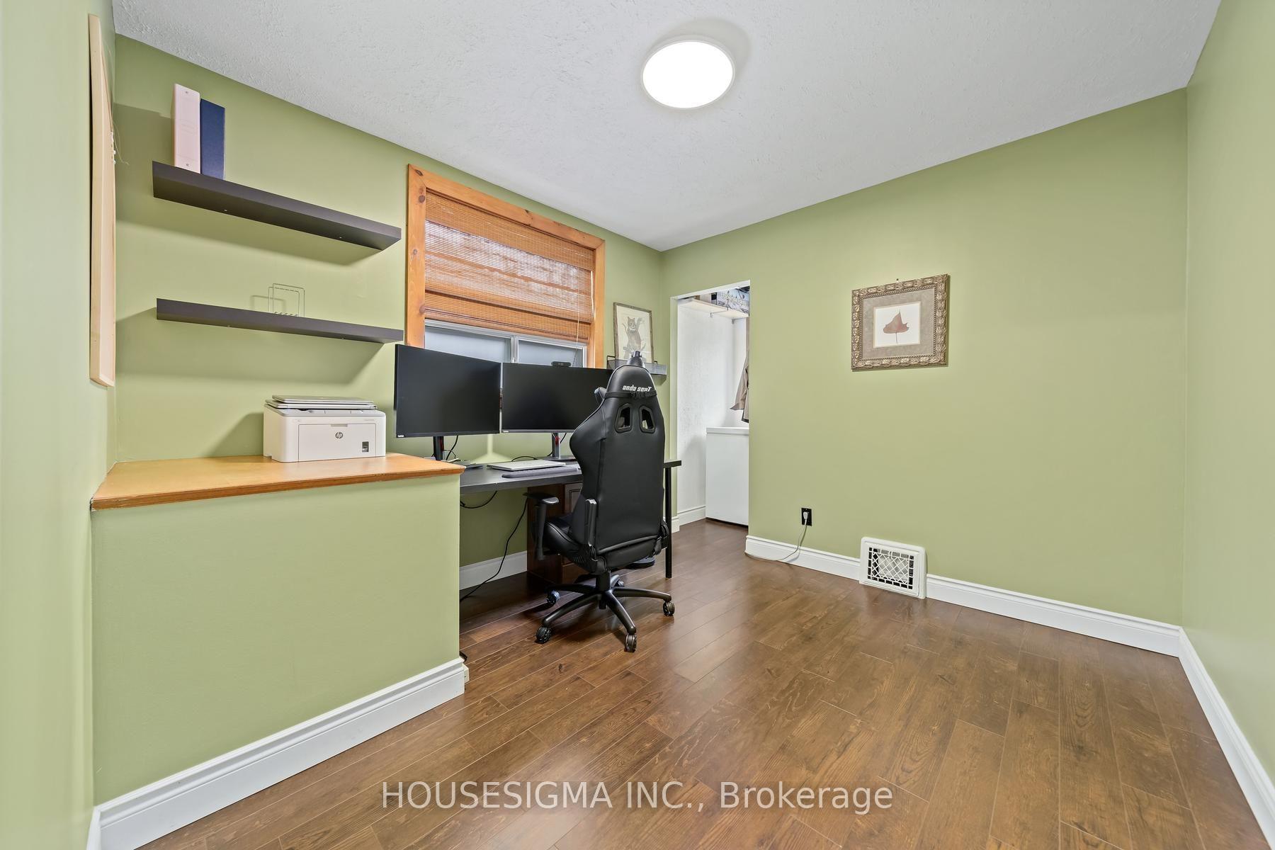 Photo 26 of 22 Arkledun Avenue, Hamilton, Corktown — HOMEH