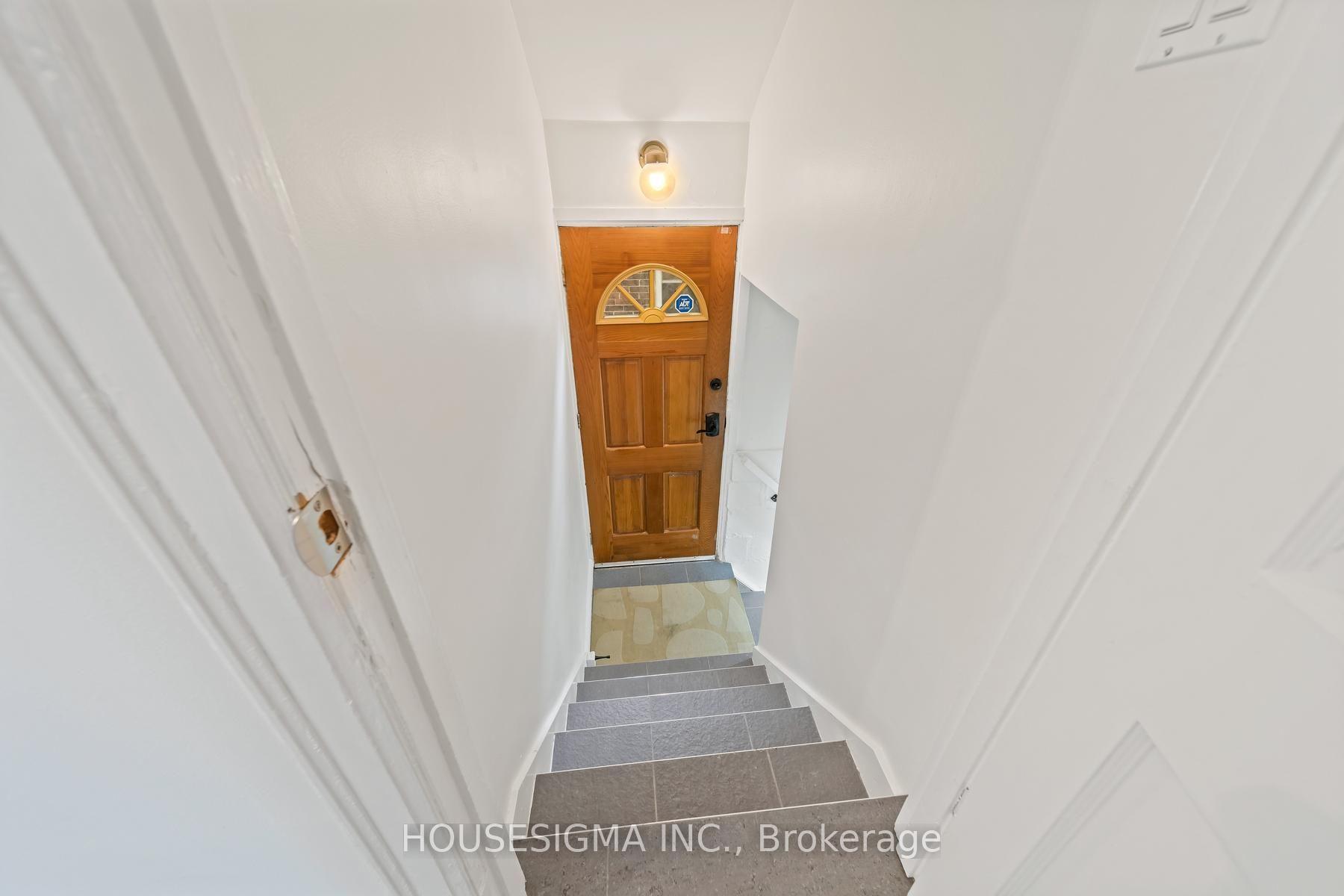 Photo 40 of 22 Arkledun Avenue, Hamilton, Corktown — HOMEH