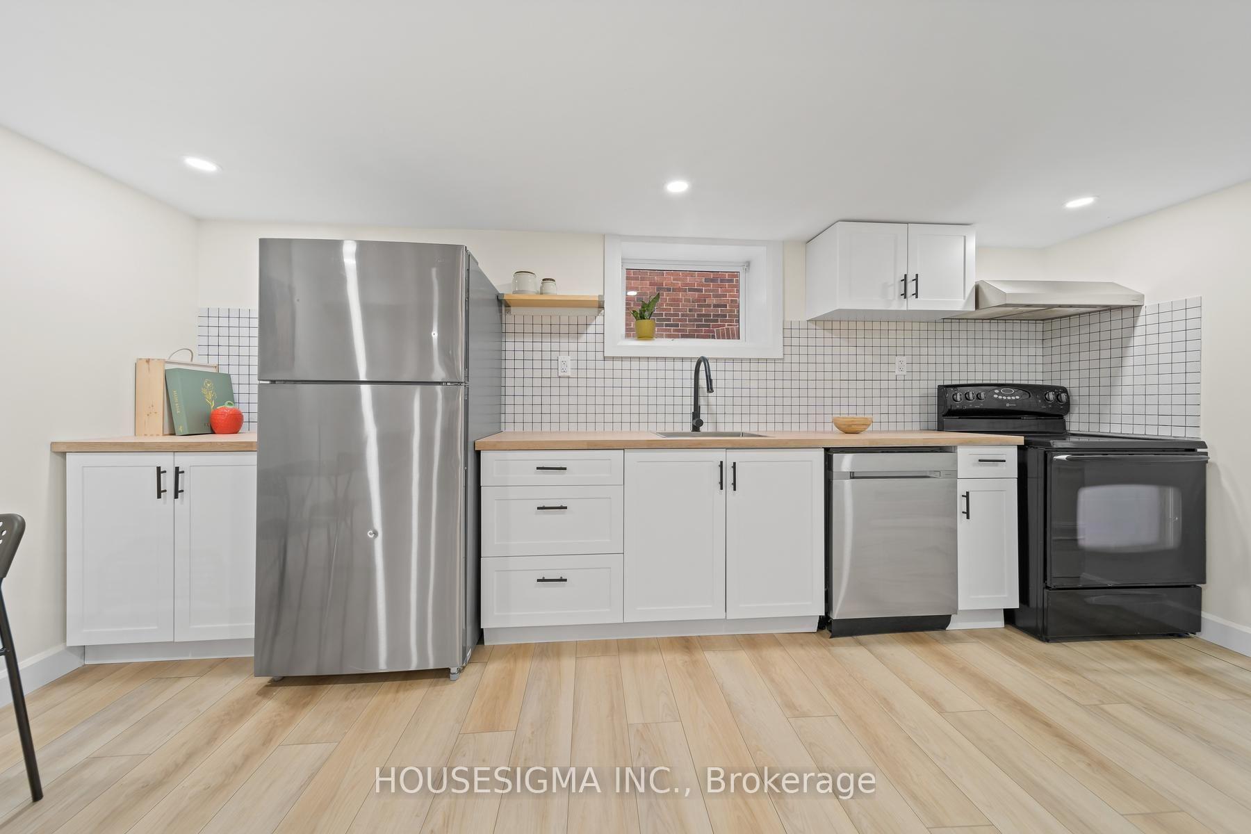 Photo 44 of 22 Arkledun Avenue, Hamilton, Corktown — HOMEH