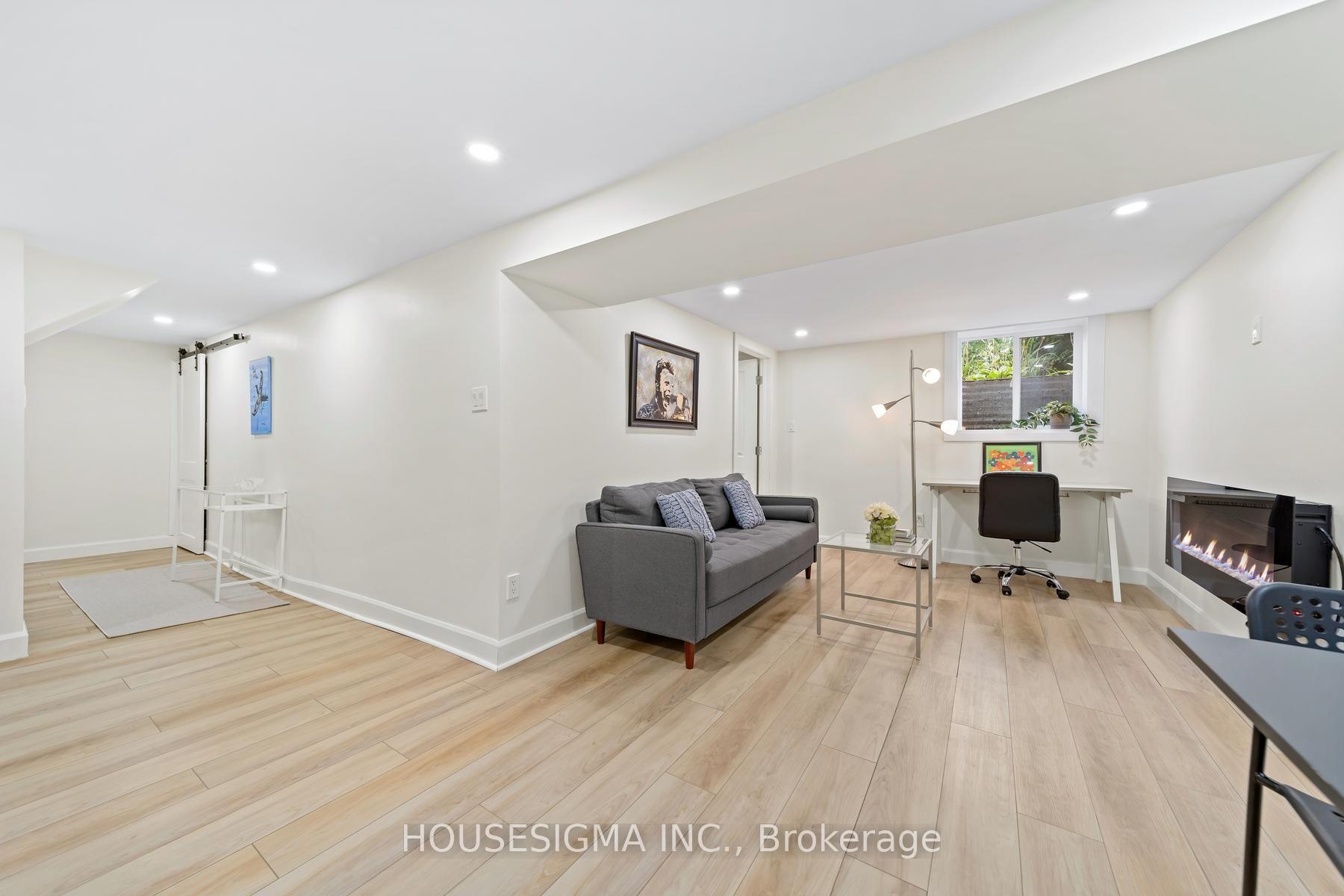 Photo 45 of 22 Arkledun Avenue, Hamilton, Corktown — HOMEH