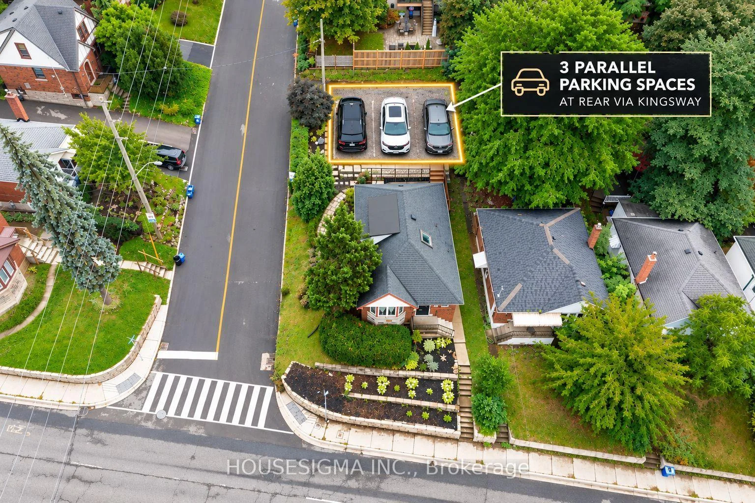 Photo 4 of 22 Arkledun Avenue, Hamilton, Corktown — HOMEH