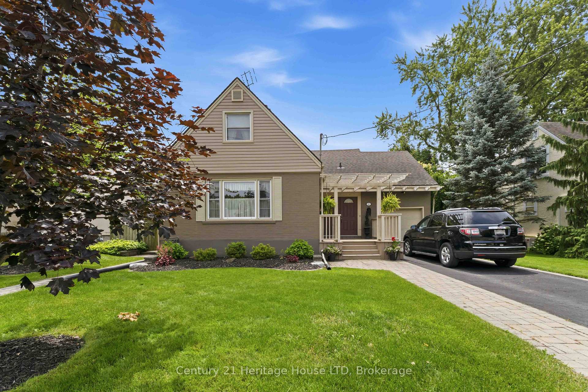 Photo of 25 Glenview Avenue