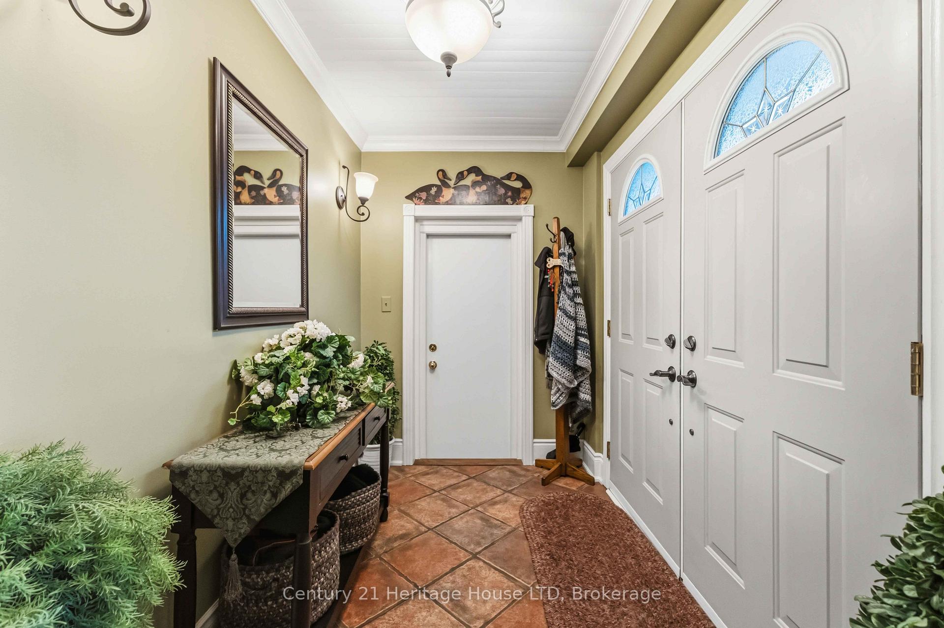 Photo 4 of 25 Glenview Avenue, Welland, Prince Charles — HOMEH