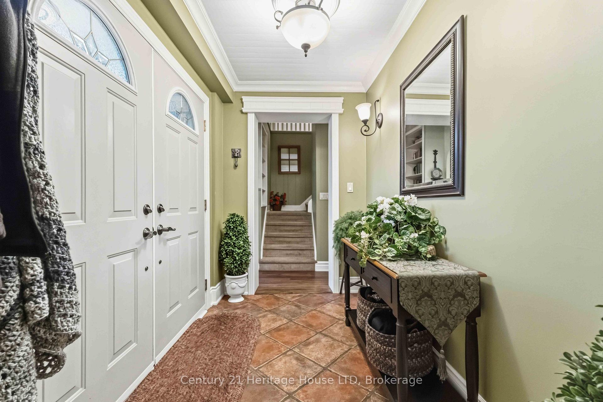 Photo 5 of 25 Glenview Avenue, Welland, Prince Charles — HOMEH