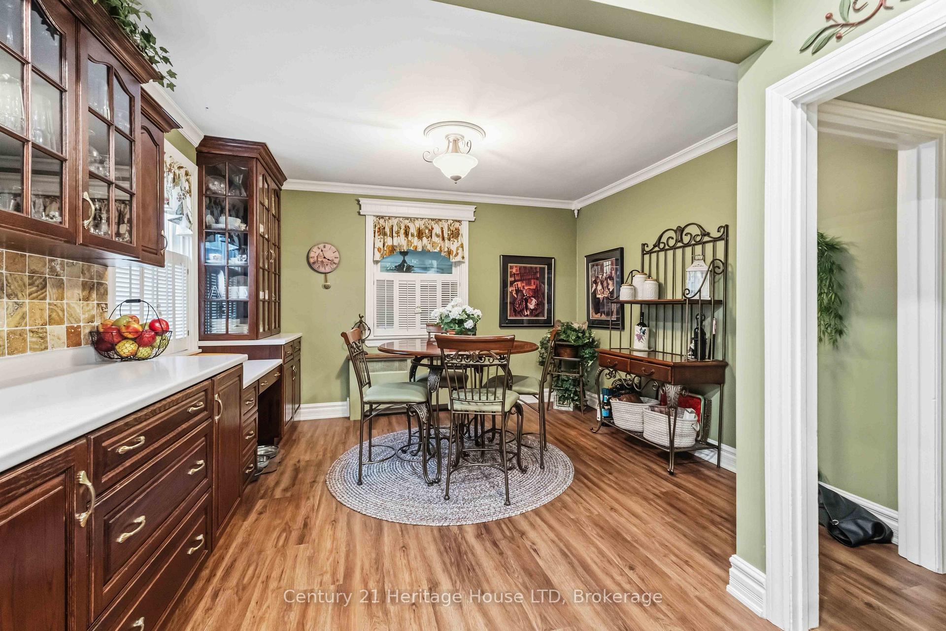 Photo 13 of 25 Glenview Avenue, Welland, Prince Charles — HOMEH