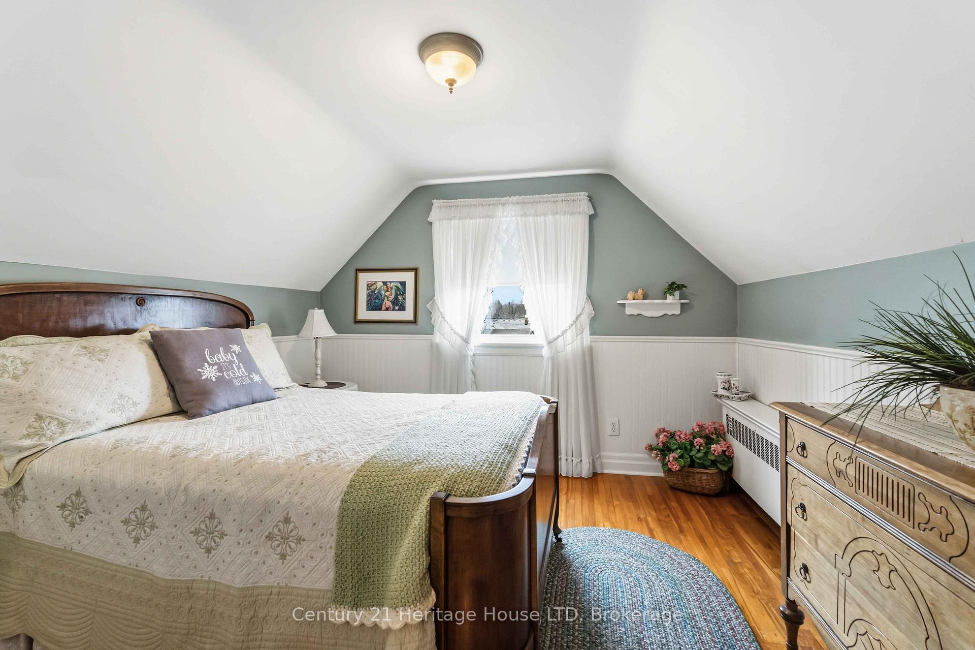 Photo 25 of 25 Glenview Avenue, Welland, Prince Charles — HOMEH