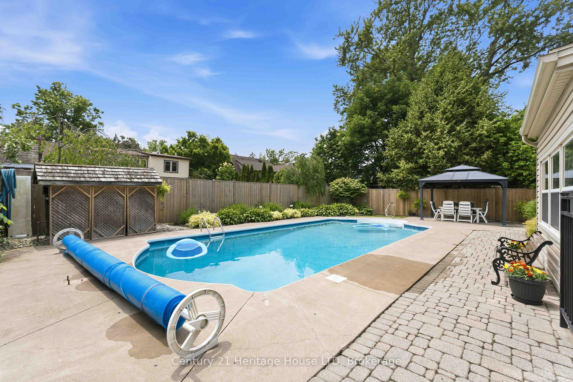 Photo 40 of 25 Glenview Avenue, Welland, Prince Charles — HOMEH