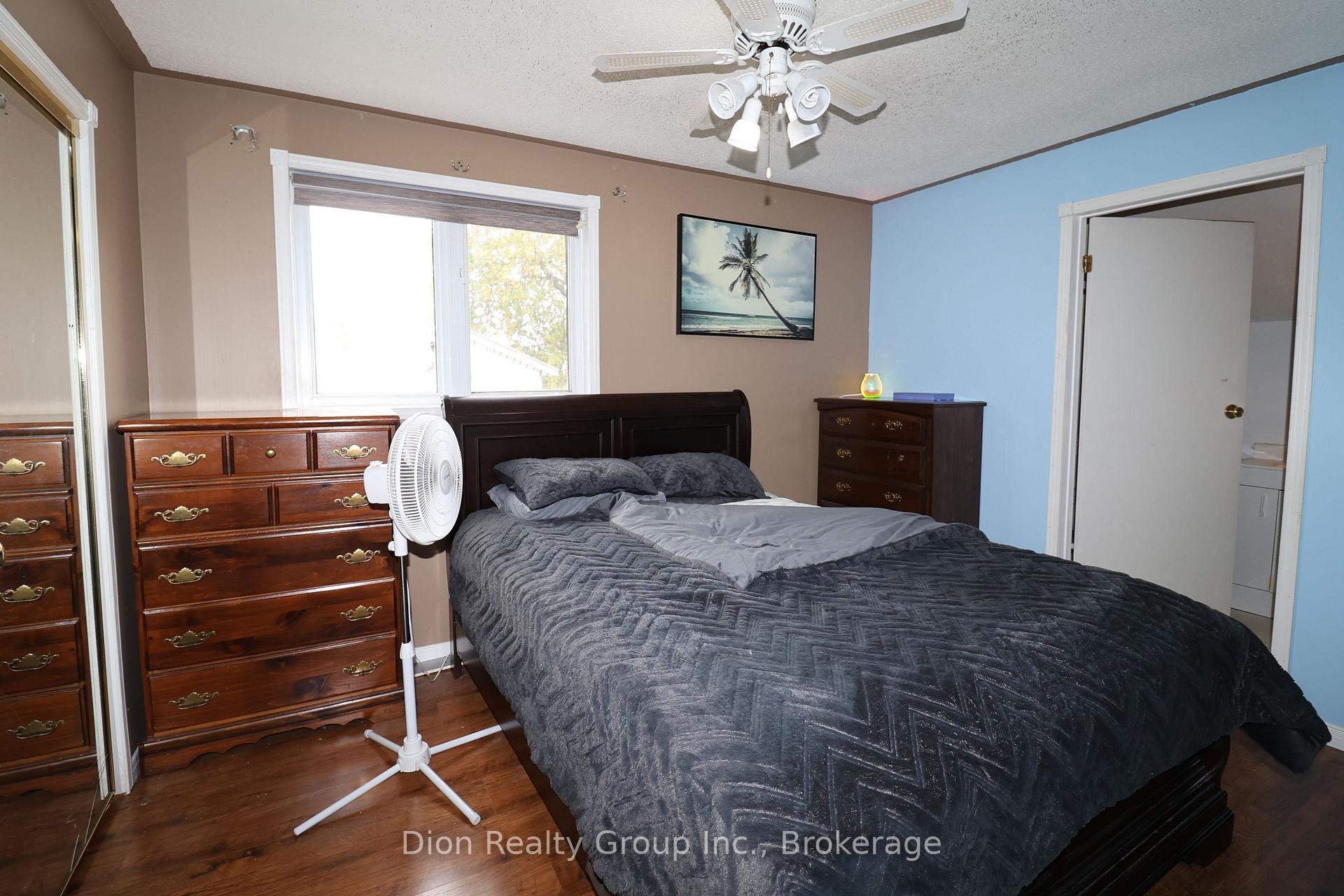 Photo 16 of 92 Fourth Street, Kirkland Lake — HOMEH
