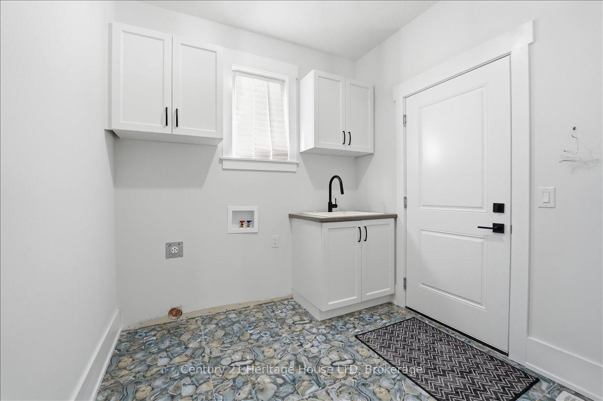 Photo 22 of 2476 Colangelo Drive, Niagara Falls, Stamford — HOMEH