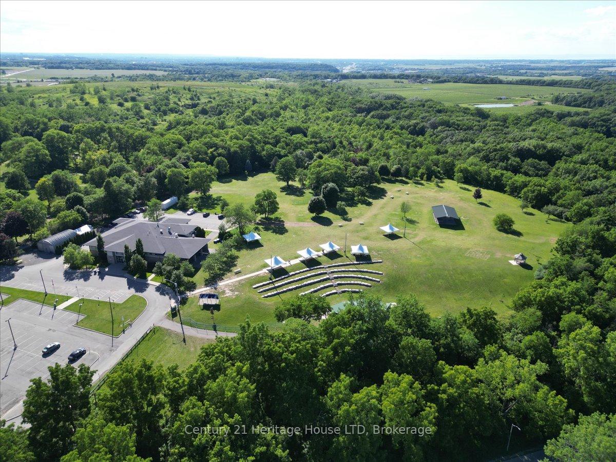 Photo 44 of 2476 Colangelo Drive, Niagara Falls, Stamford — HOMEH