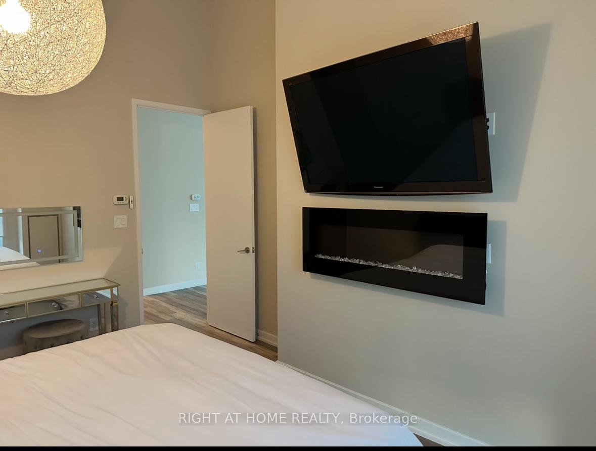 Photo 14 of Unit 306, 380 Macpherson Avenue, Toronto, Casa Loma — HOMEH