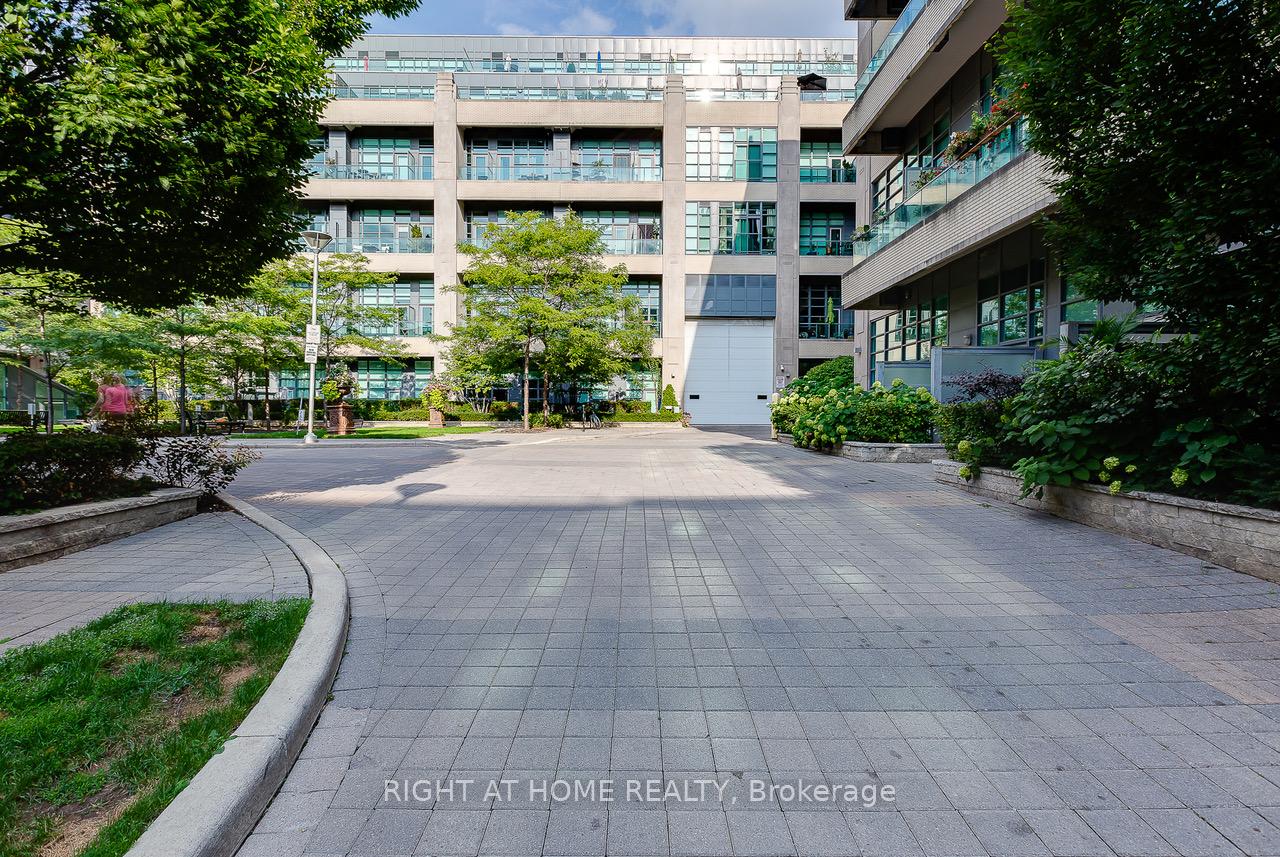 Photo 27 of Unit 306, 380 Macpherson Avenue, Toronto, Casa Loma — HOMEH