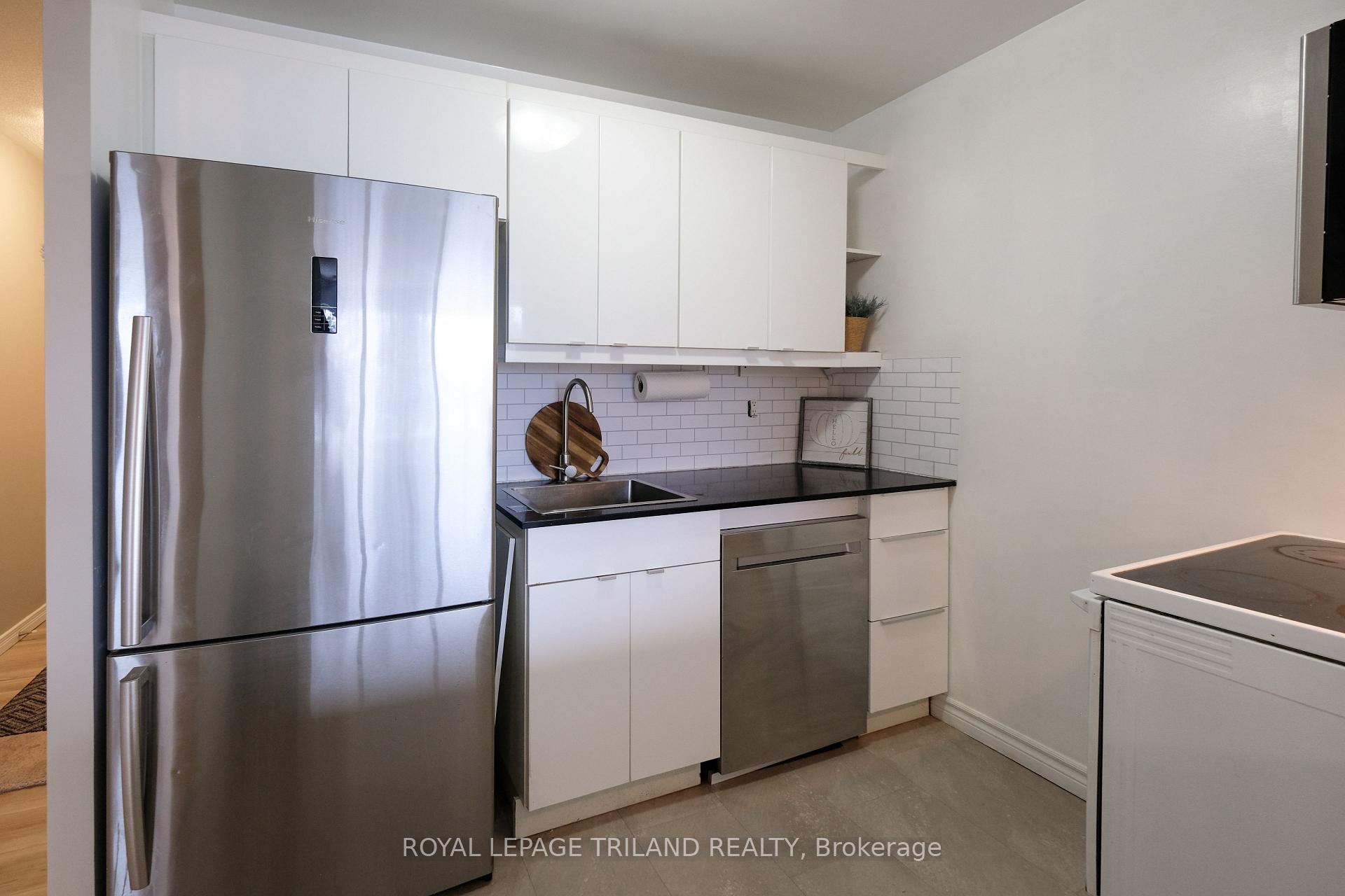 Photo 9 of Unit 605, 650 Cheapside Street, London, East C — HOMEH