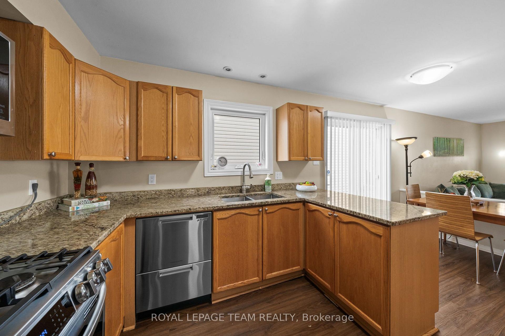Photo 13 of 6524 Tooney Drive, Ottawa, Orleans/Sunridge — HOMEH
