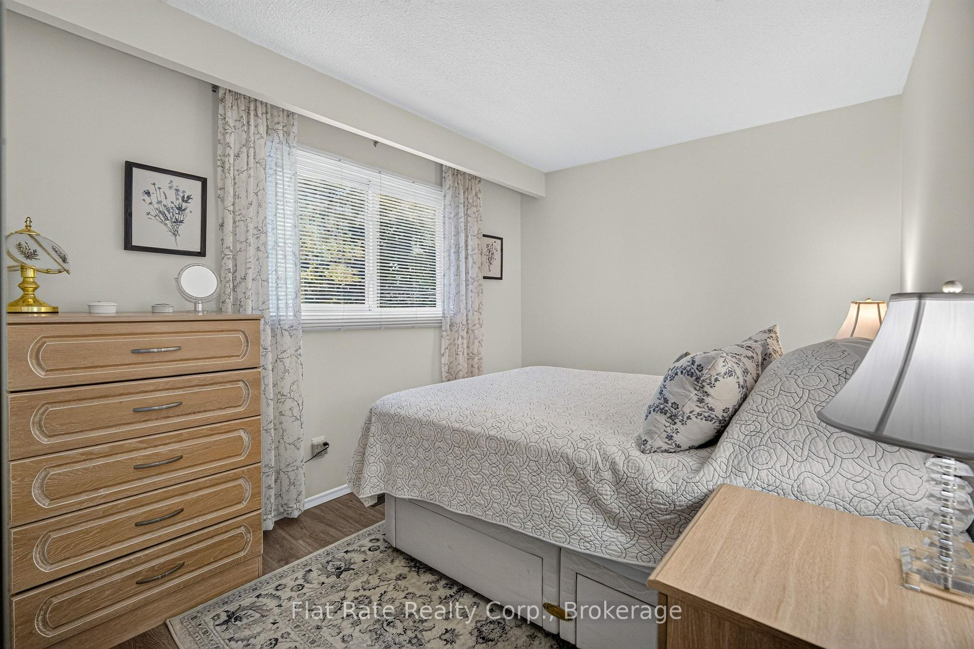 Photo 10 of 1990 Walker Avenue, Peterborough, Ashburnham Ward 4 — HOMEH