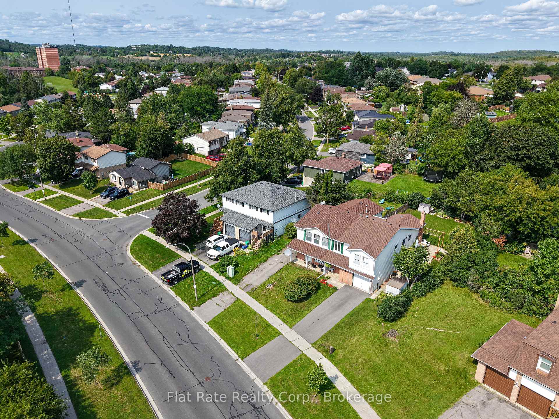 Photo 31 of 1990 Walker Avenue, Peterborough, Ashburnham Ward 4 — HOMEH