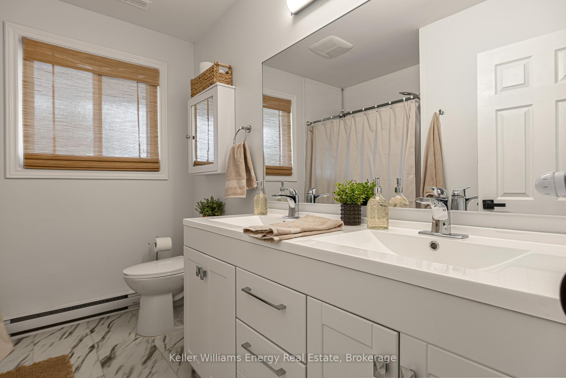 Photo 20 of 405 Bernhard Crescent, Oshawa, O'Neill — HOMEH