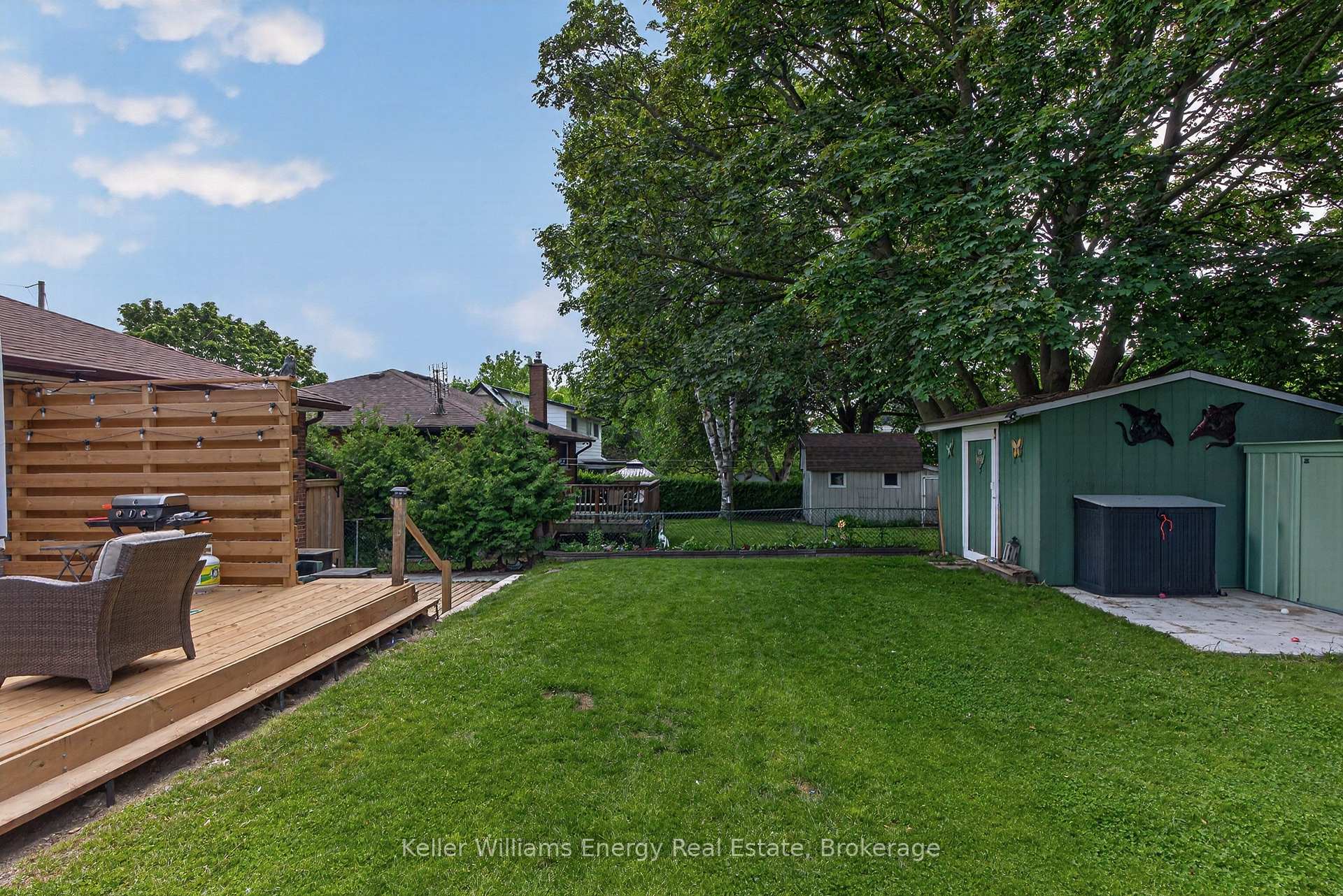 Photo 38 of 405 Bernhard Crescent, Oshawa, O'Neill — HOMEH
