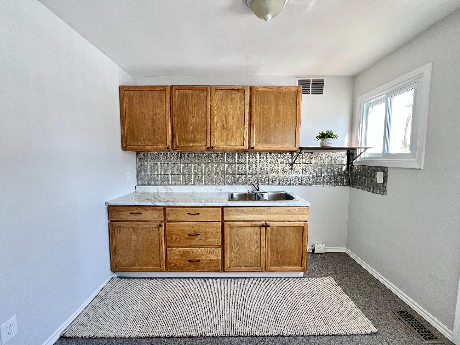 Photo 8 of Unit A, 148 Lester Road, Quinte West, Sidney Ward — HOMEH