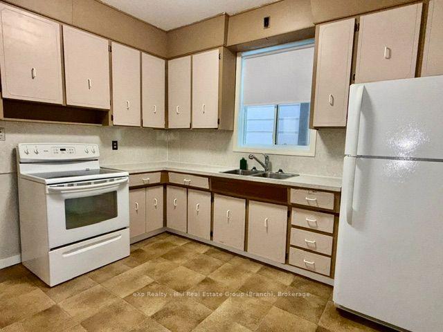 Photo 14 of 617 McTavish Street, Thunder Bay, East End — HOMEH