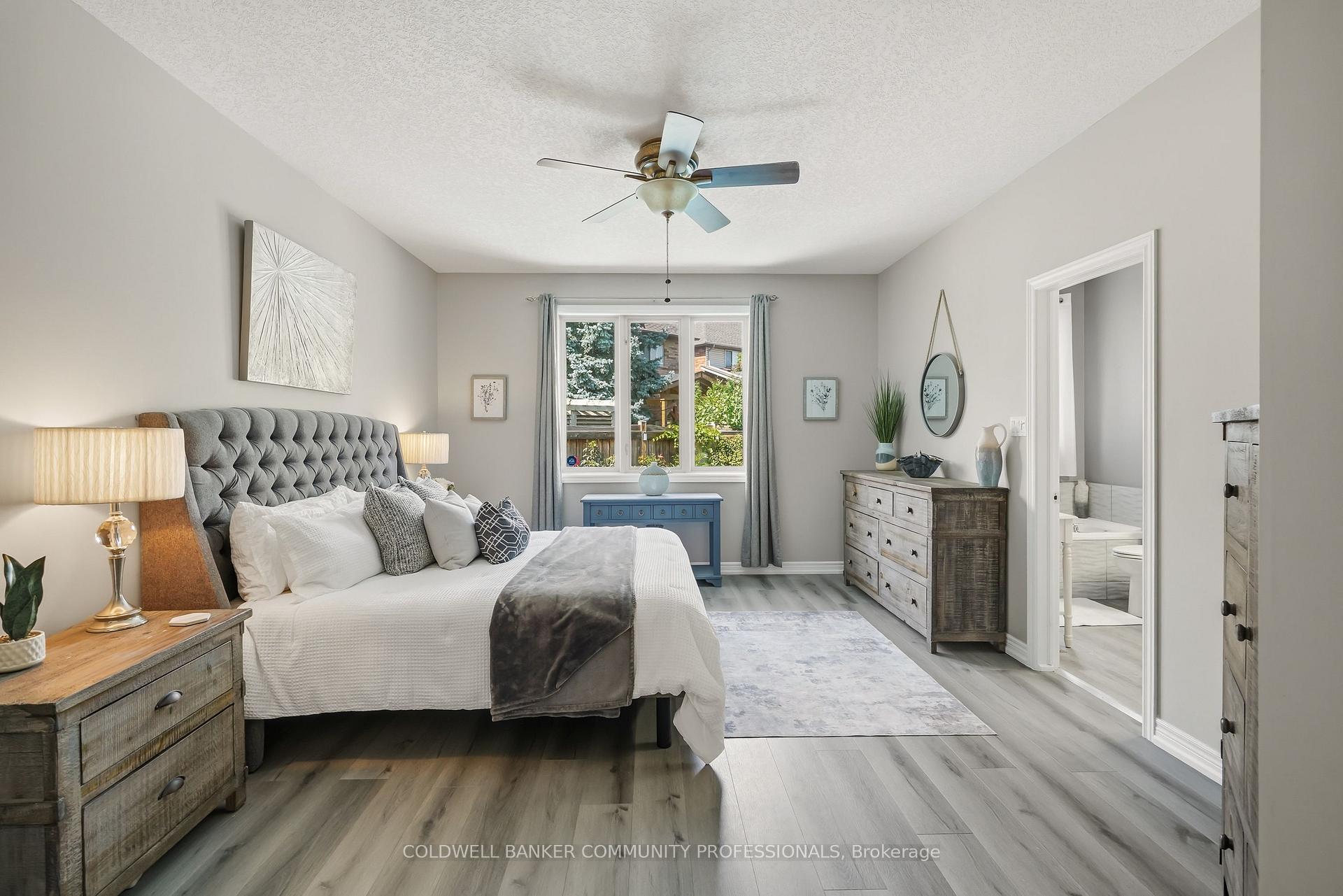 Photo 45 of 517 Genista Drive, Burlington, Bayview — HOMEH