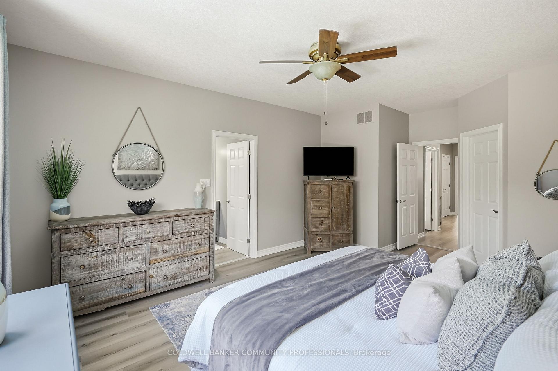 Photo 36 of 517 Genista Drive, Burlington, Bayview — HOMEH