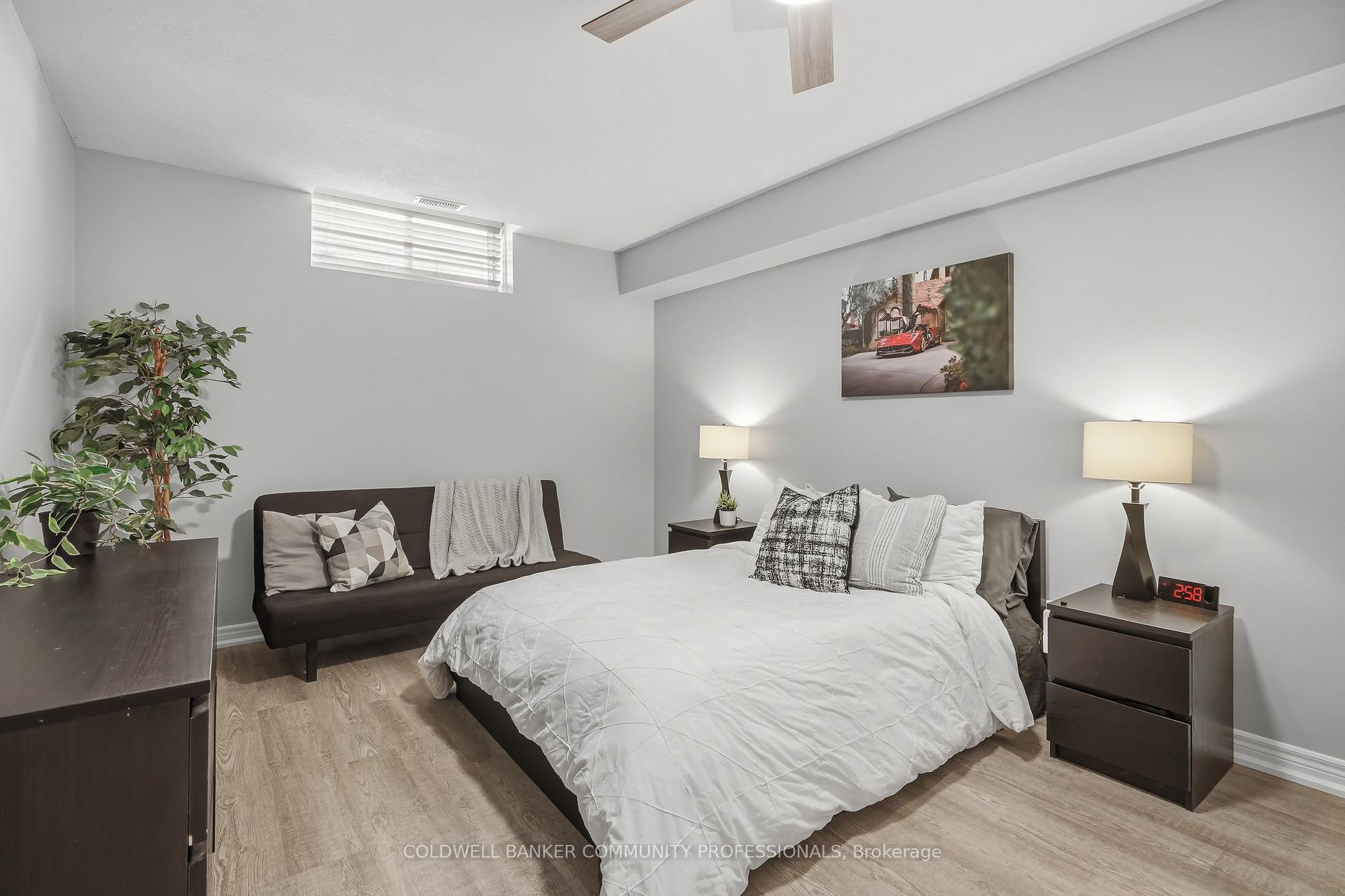 Photo 50 of 517 Genista Drive, Burlington, Bayview — HOMEH