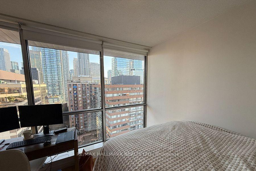 Photo 8 of Unit 1208, 914 Yonge Street, Toronto, The Annex — HOMEH