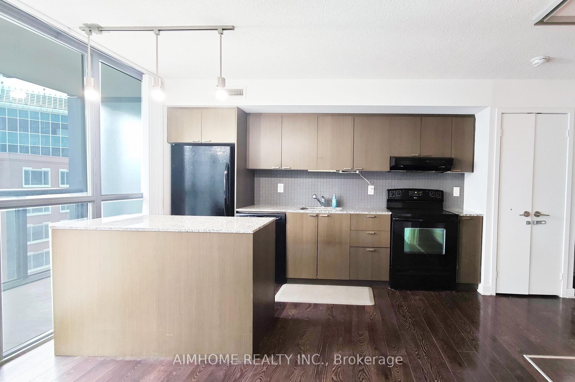 Photo 5 of Unit 1510, 110 Charles Street, Toronto, Church-Yonge Corridor — HOMEH
