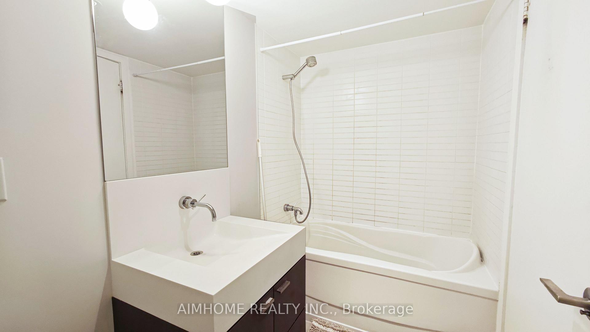 Photo 12 of Unit 1510, 110 Charles Street, Toronto, Church-Yonge Corridor — HOMEH