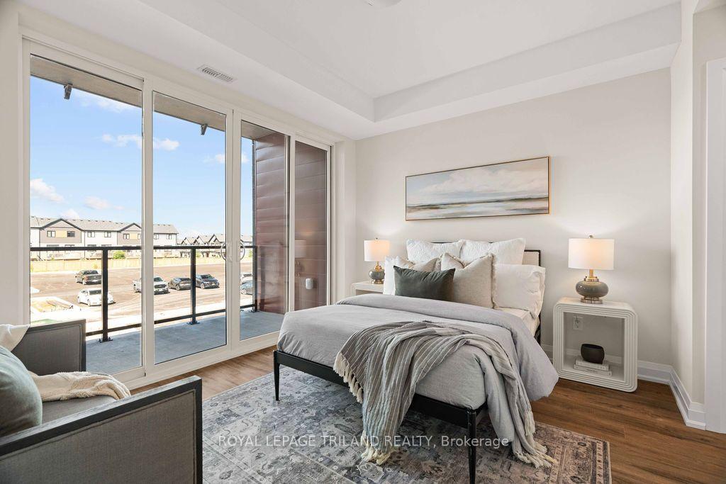 Photo 3 of Unit 424, 865 Kleinburg Drive, London, North B — HOMEH