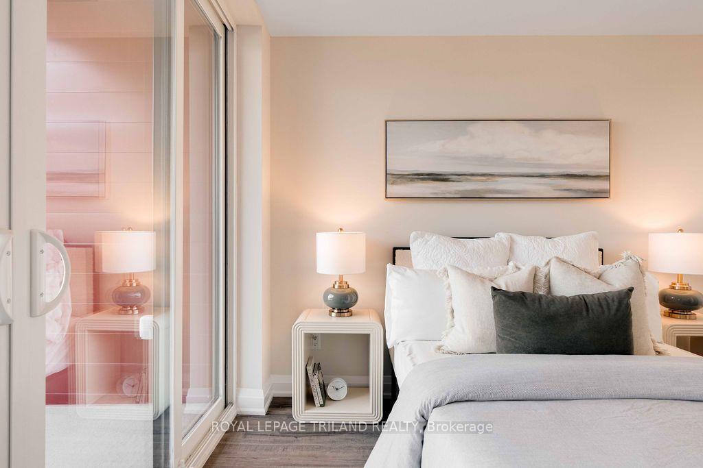 Photo 4 of Unit 424, 865 Kleinburg Drive, London, North B — HOMEH