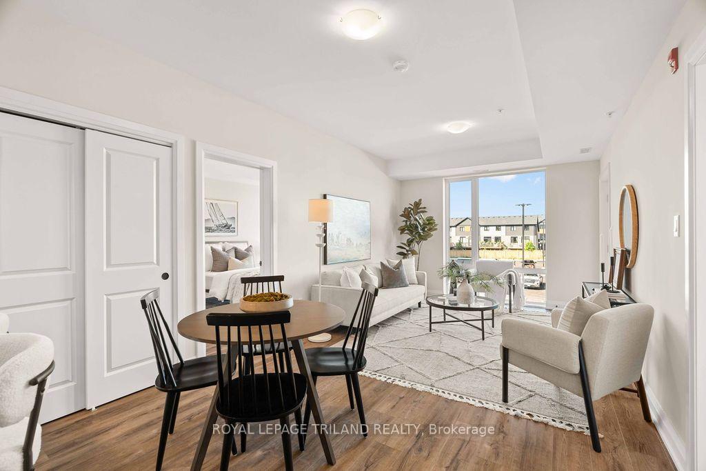 Photo 5 of Unit 424, 865 Kleinburg Drive, London, North B — HOMEH