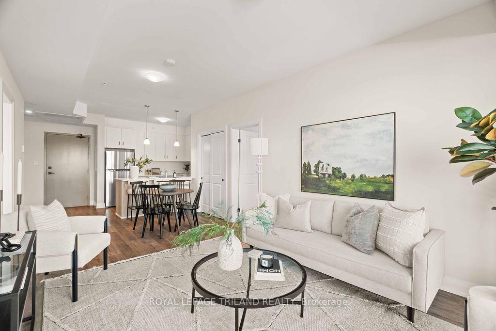 Photo 12 of Unit 424, 865 Kleinburg Drive, London, North B — HOMEH