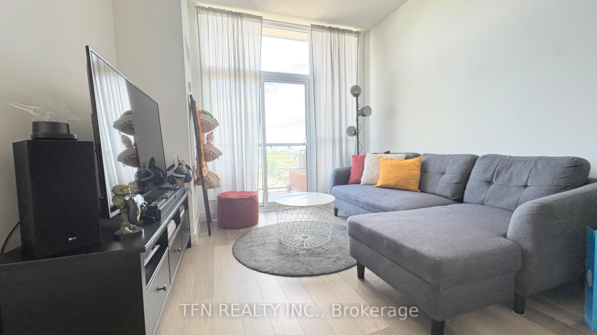 Front of Unit 802, 1603 Eglinton Avenue W
